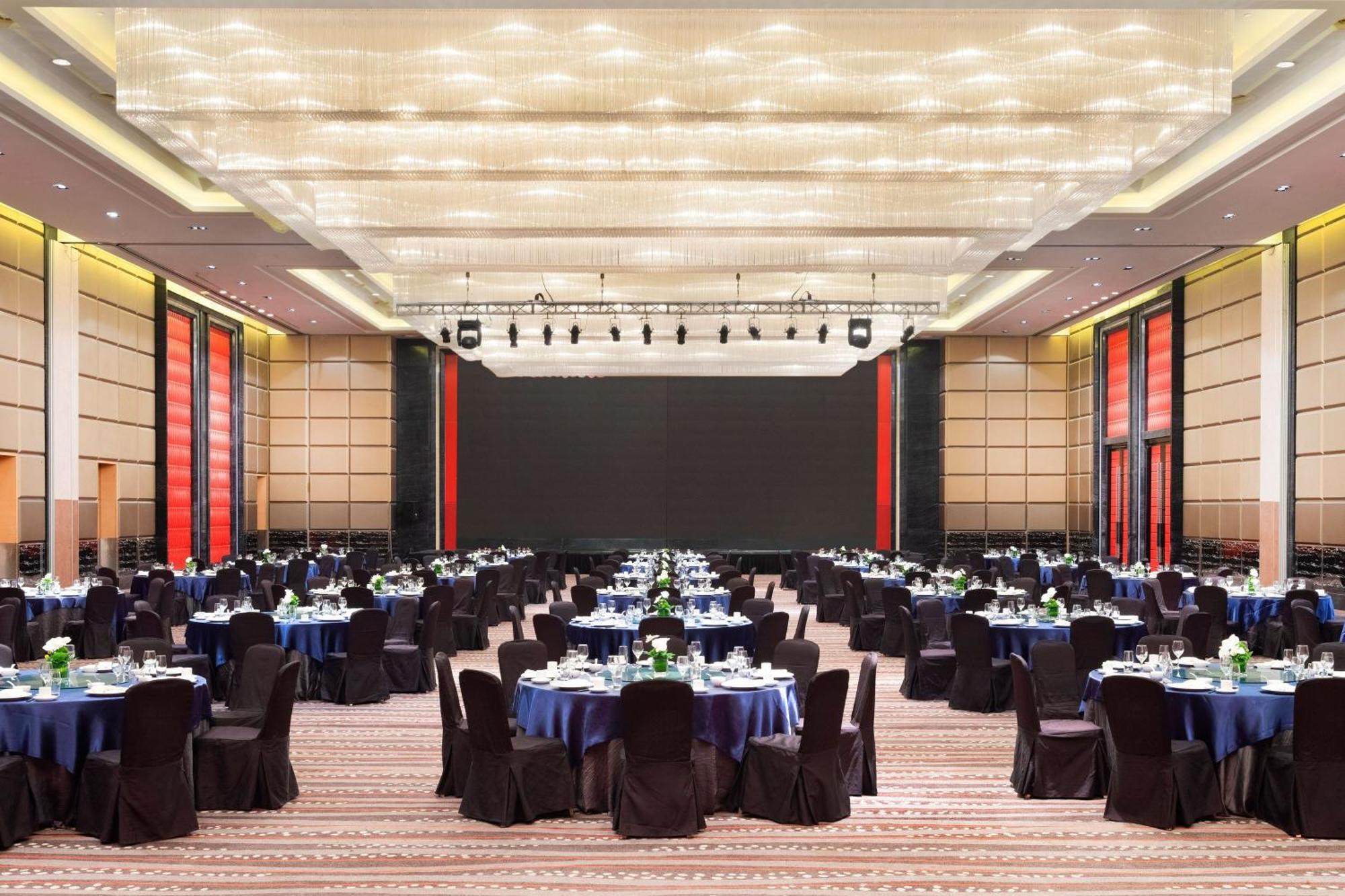 Le Meridien Qingdao Exteriör bild